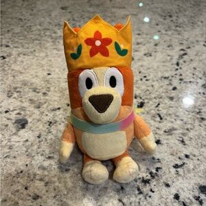 Bluey Plush Queen Bingo Character Stuffy
